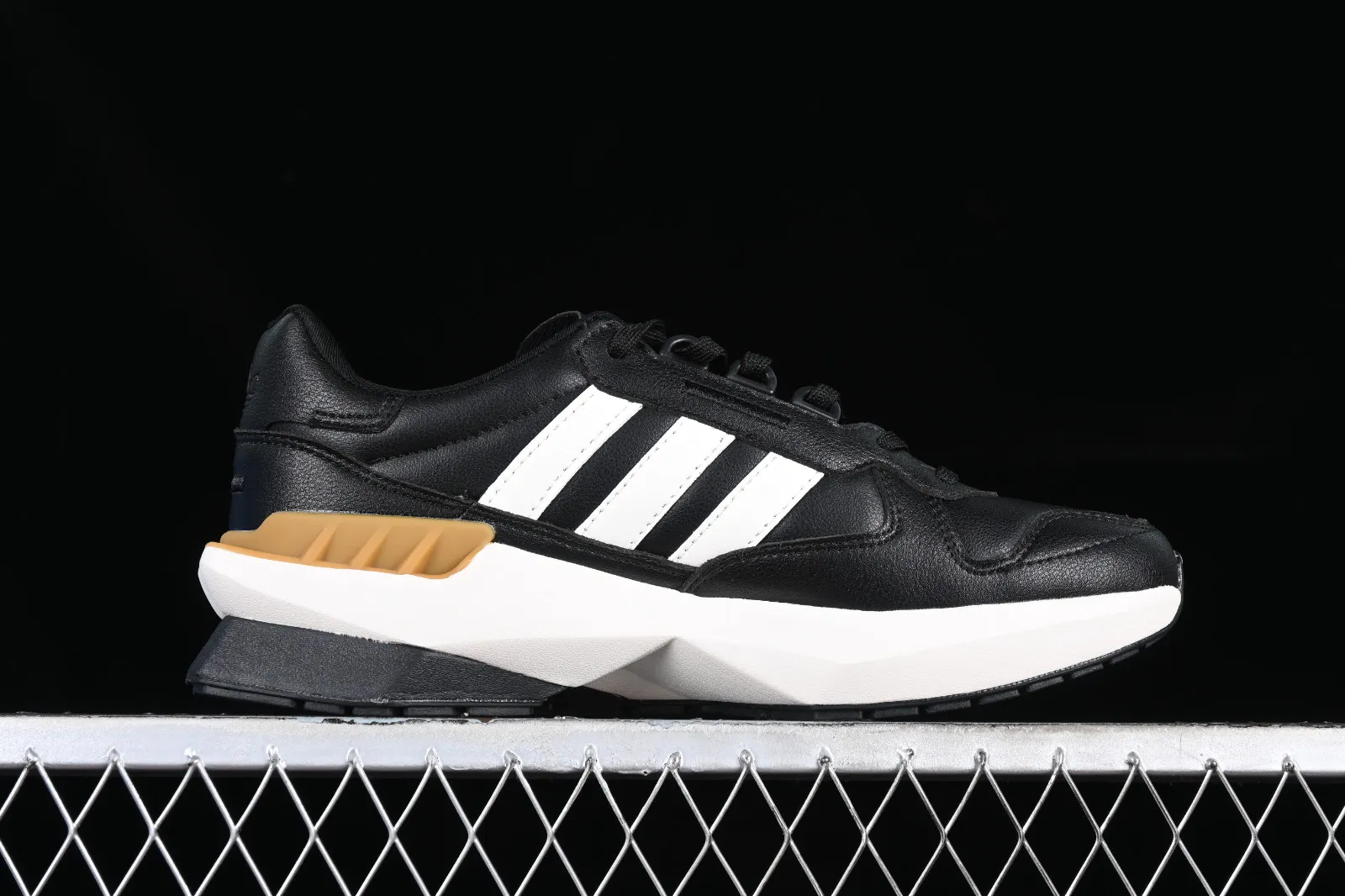 Adidas Originals TREZIOD PT Core Black Cloud White Brown IF2869