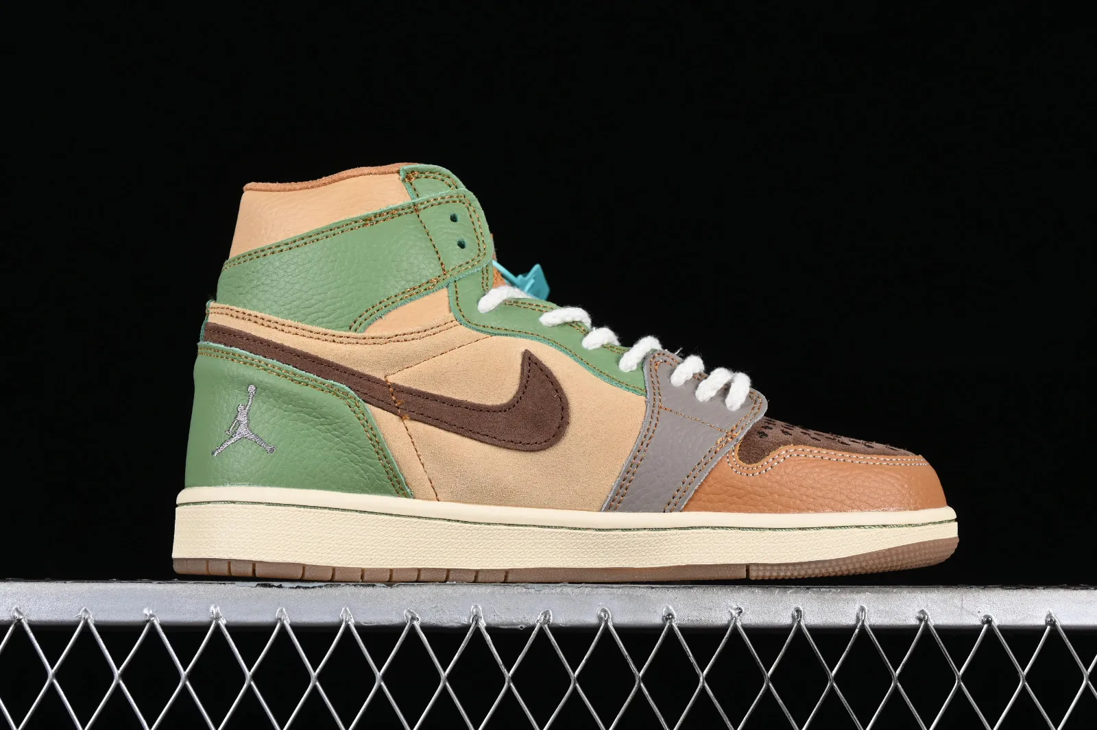 Air Jordan 1 High Voodoo Flax Muslin Fauna Brown Oil Green Sesame Moon Fossil DZ7292-100