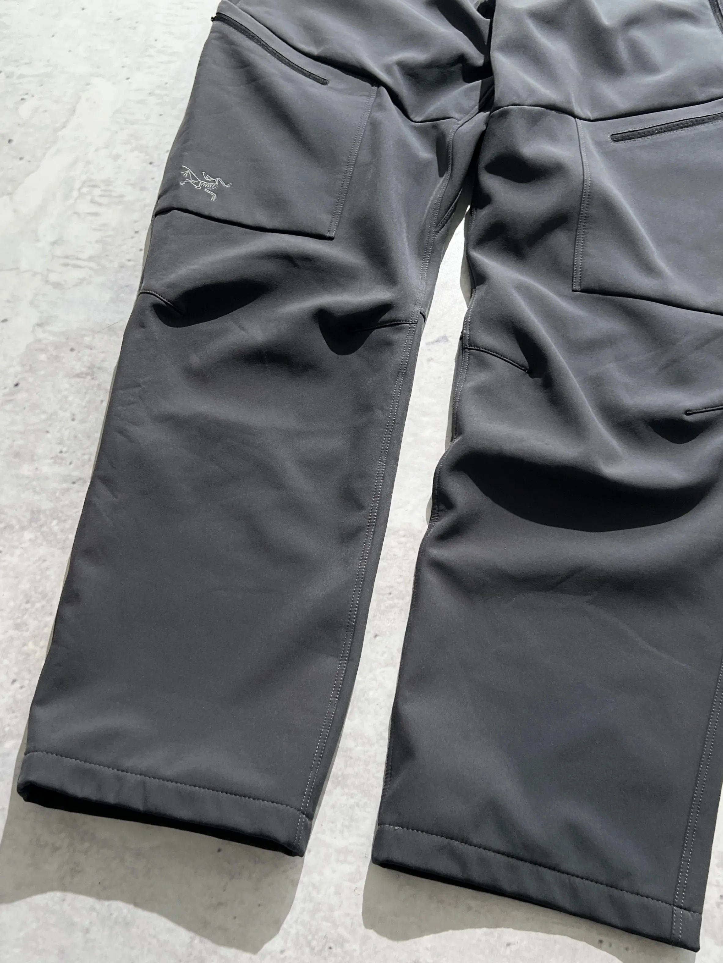 Arc'teryx utility pants (W38 x L30)