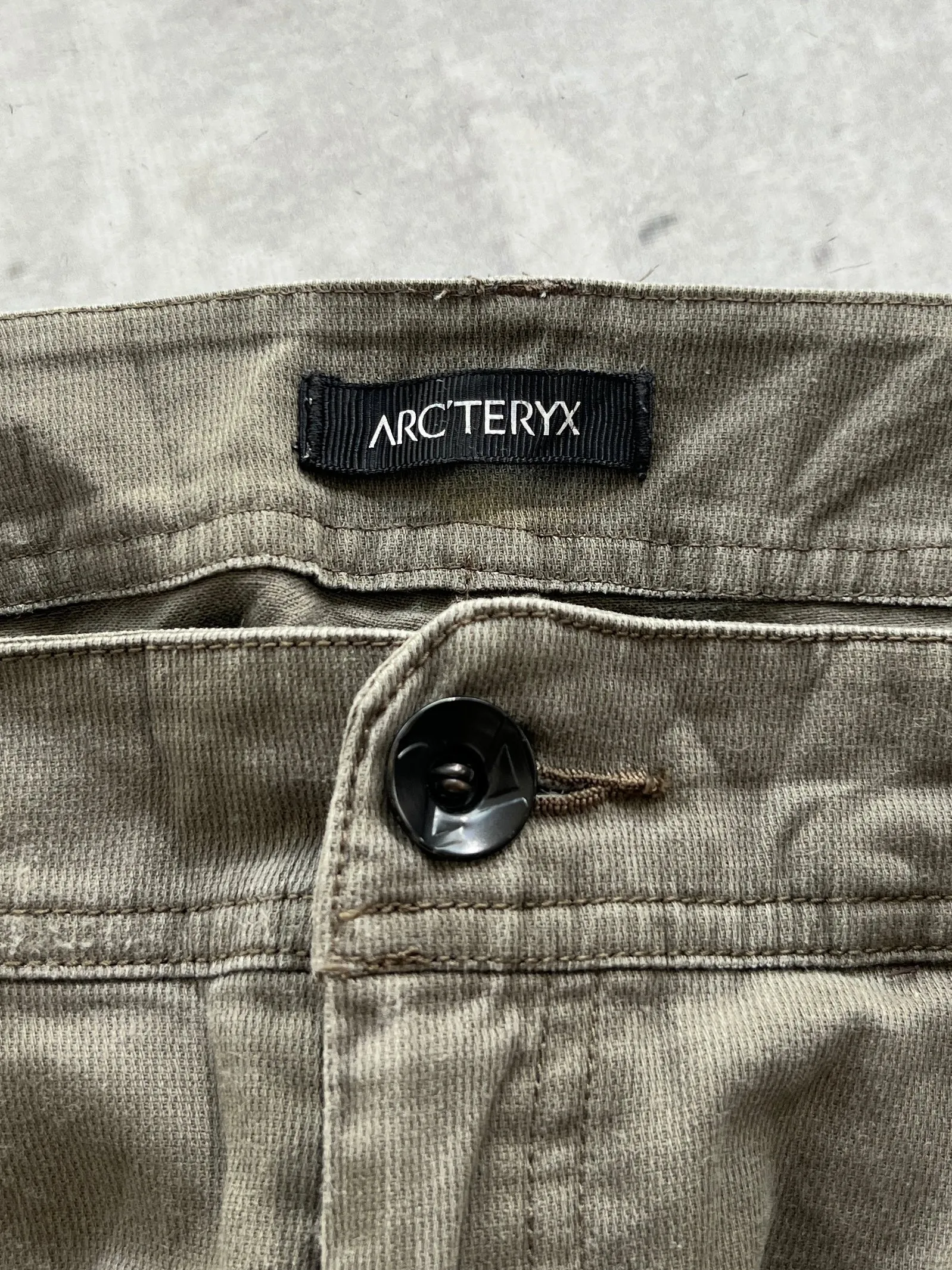 Arc'teryx utility pants (W38 x L31)