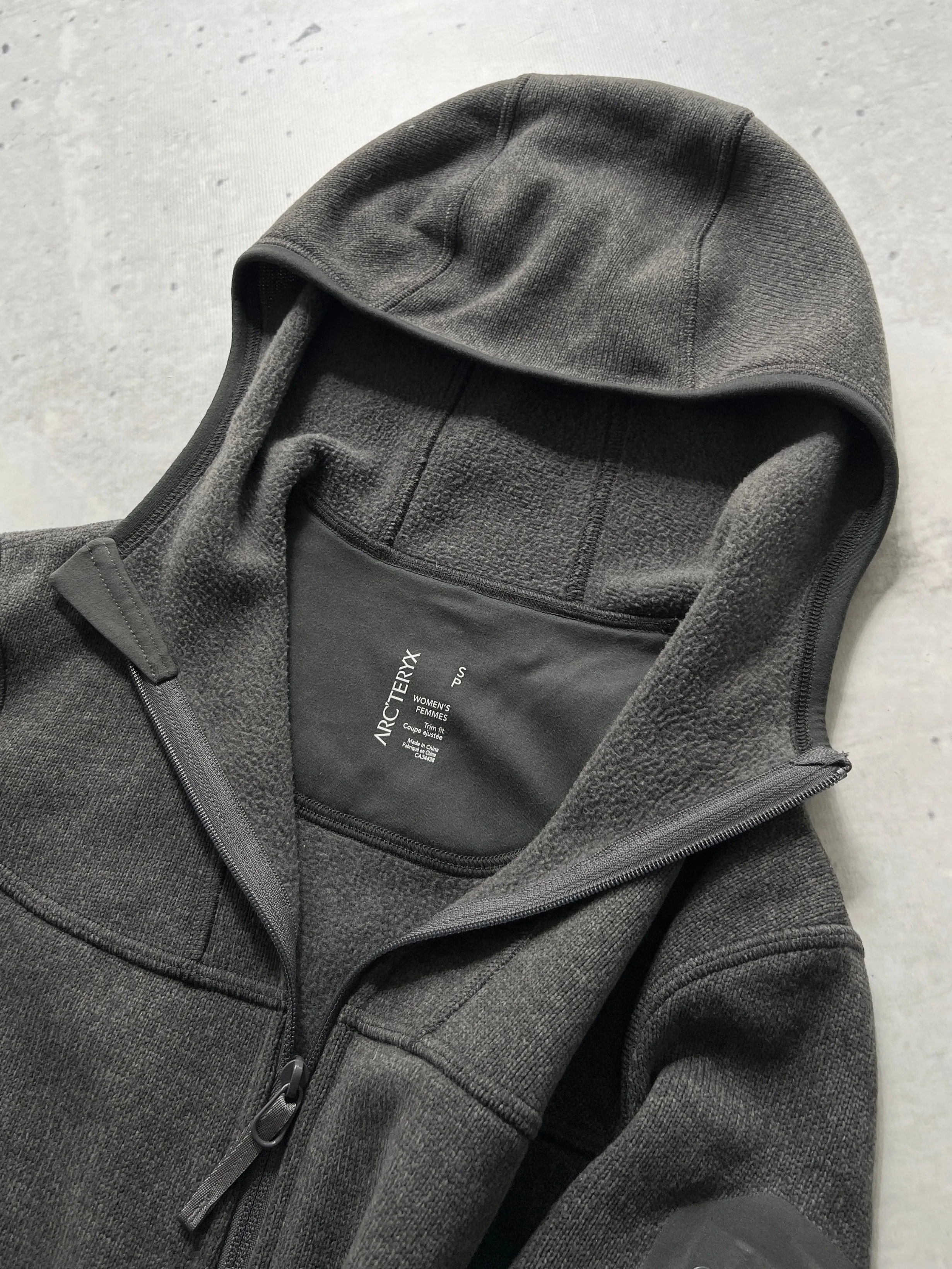 Arc'teryx zip up hooded fleece (Women's S)