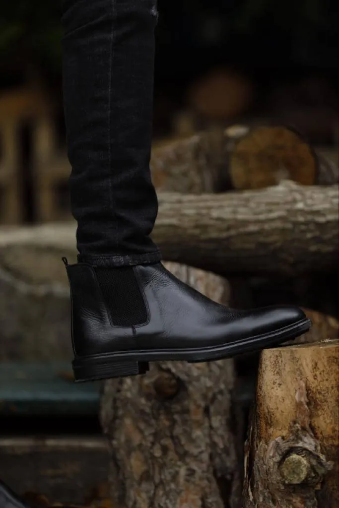 Bern Black Chelsea Boots