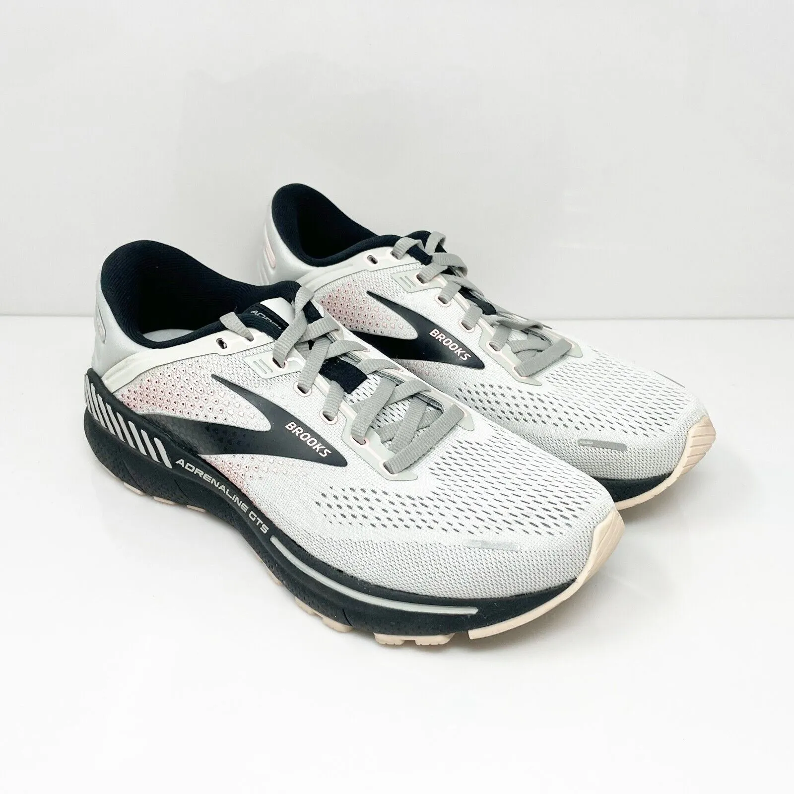 Brooks Womens Adrenaline GTS 22 1203531B035 White Running Shoes Sneakers Sz 9 B