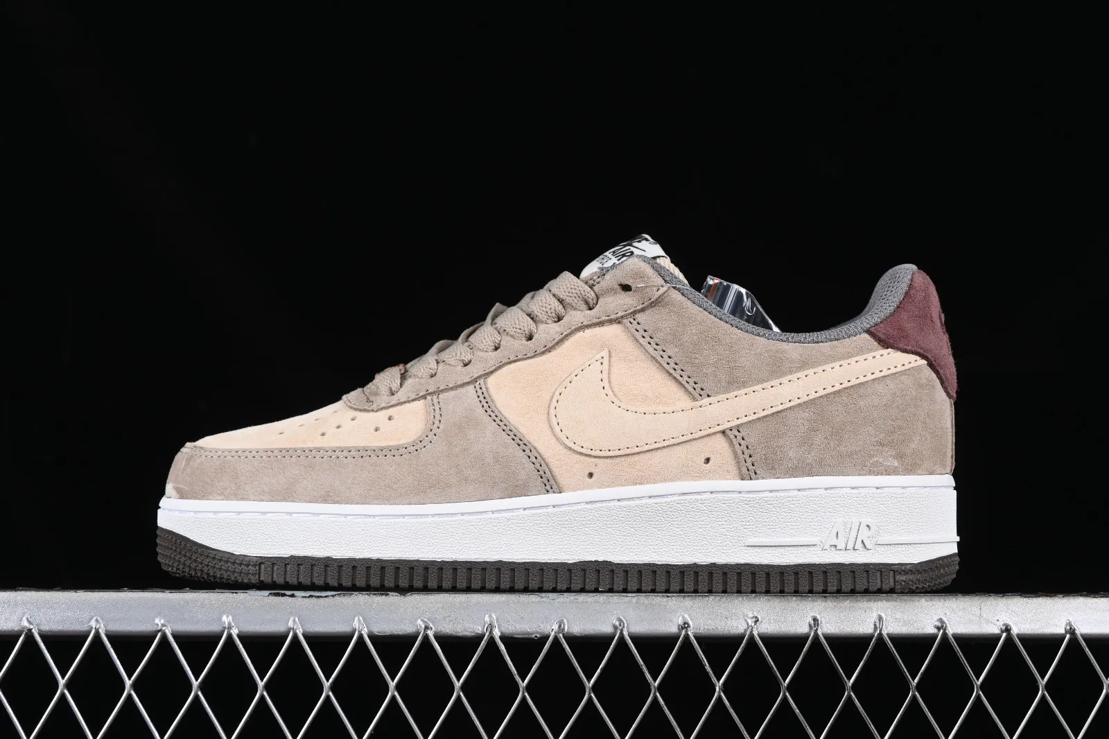 Nike Air Force 1 07 Low Brown Dark Red Grey LF8989-222