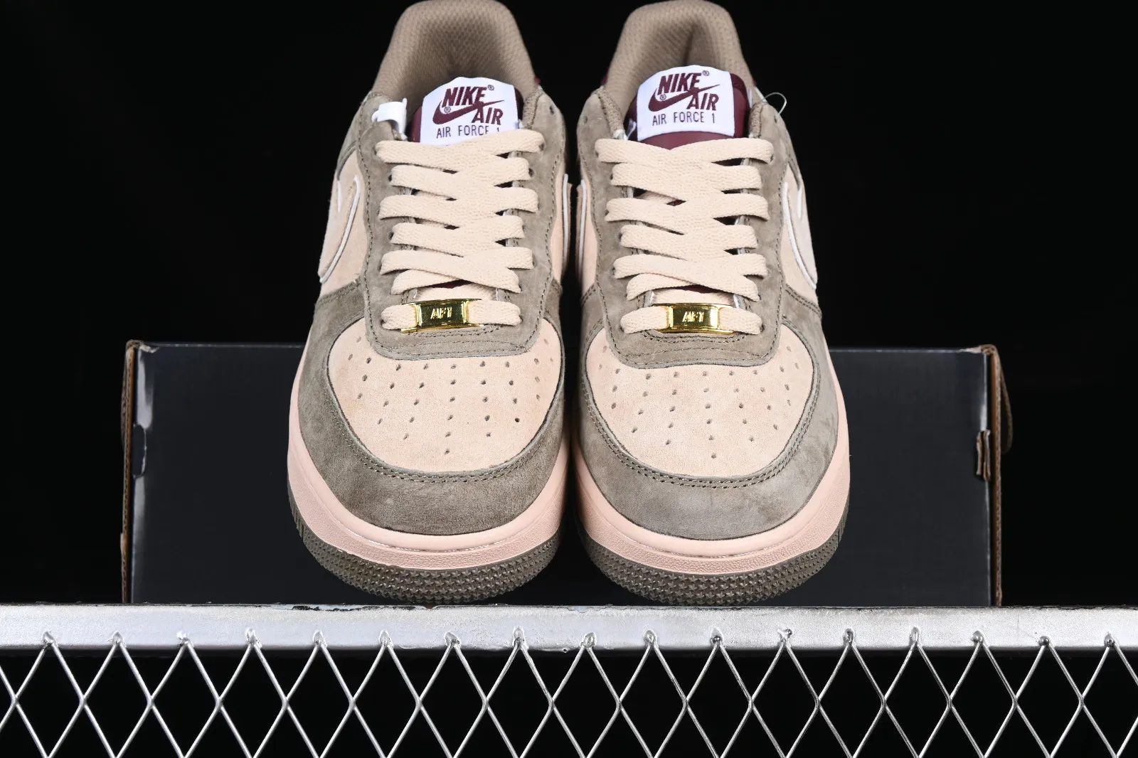 Nike Air Force 1 07 Low Suede Brown Dark Red Metallic Gold AV0383-229