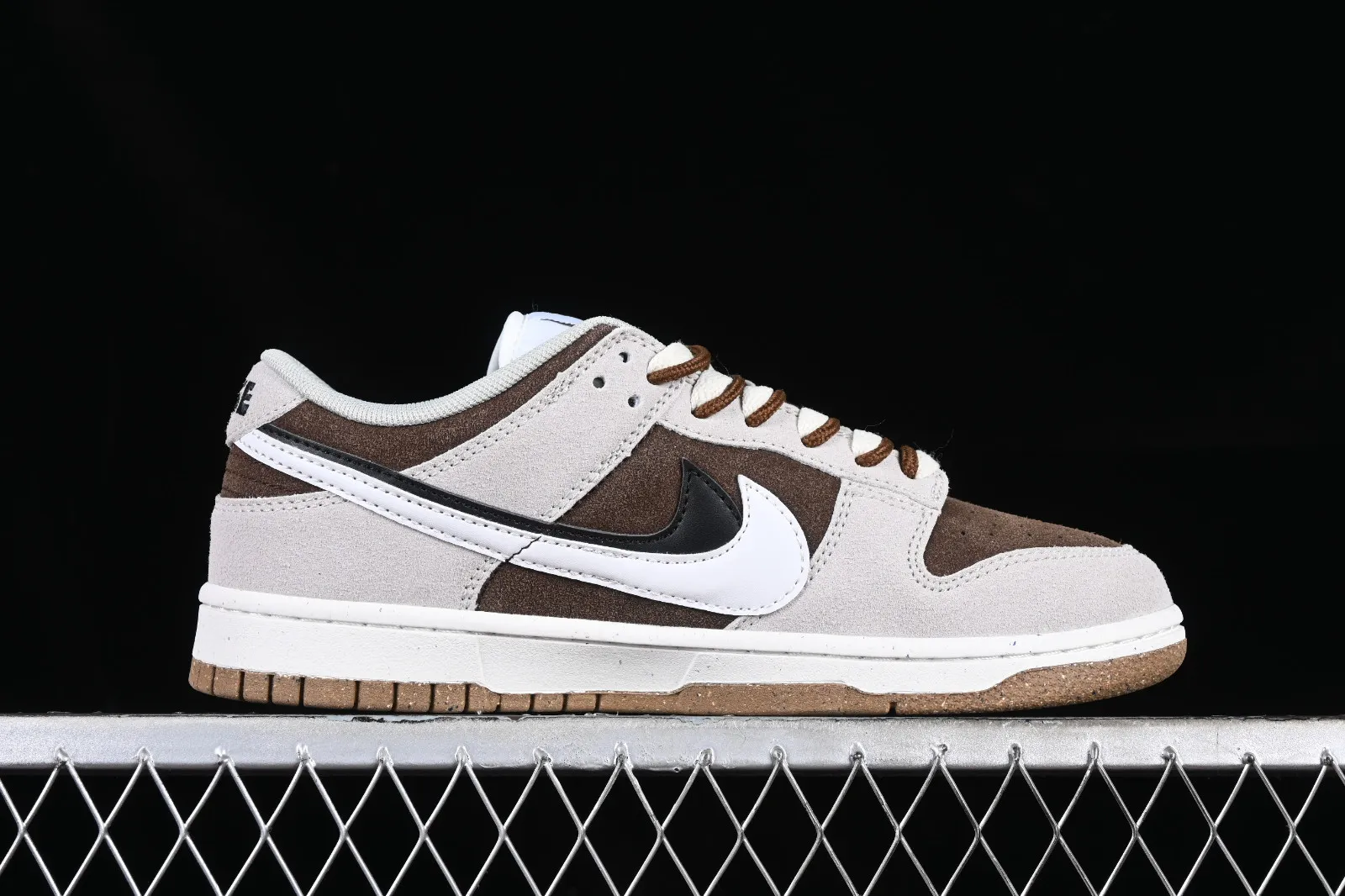 Nike SB Dunk Low 85 Beige Dark Brown Black DO9457-108