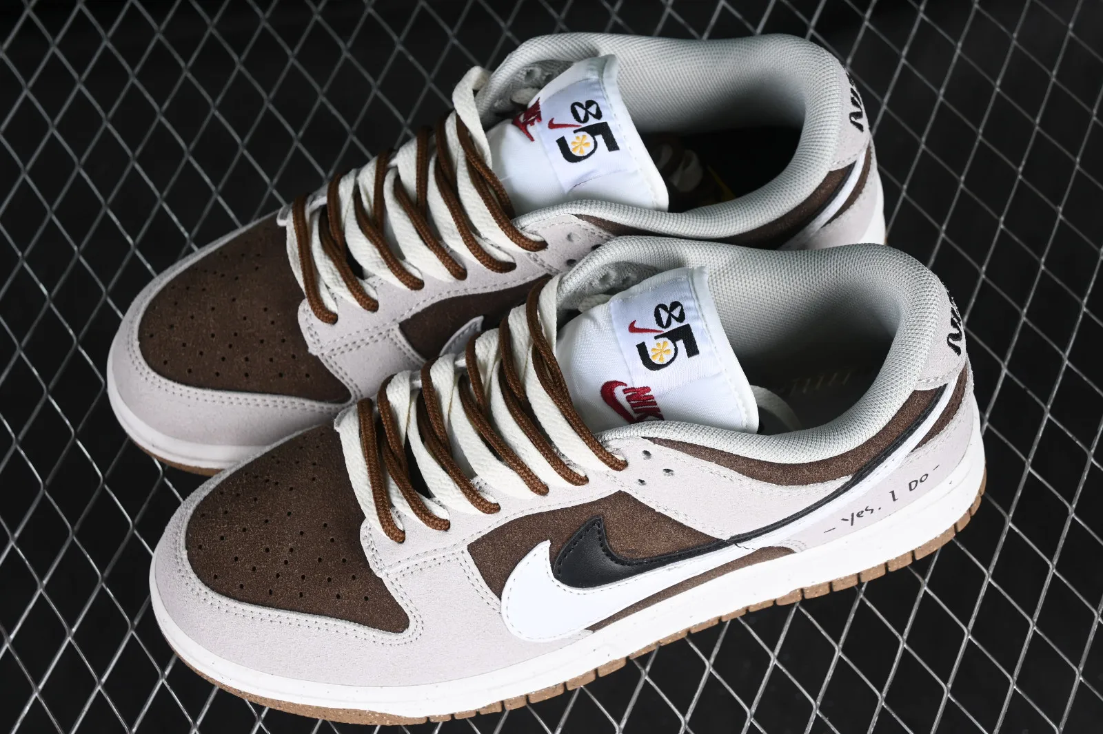 Nike SB Dunk Low 85 Beige Dark Brown Black DO9457-108