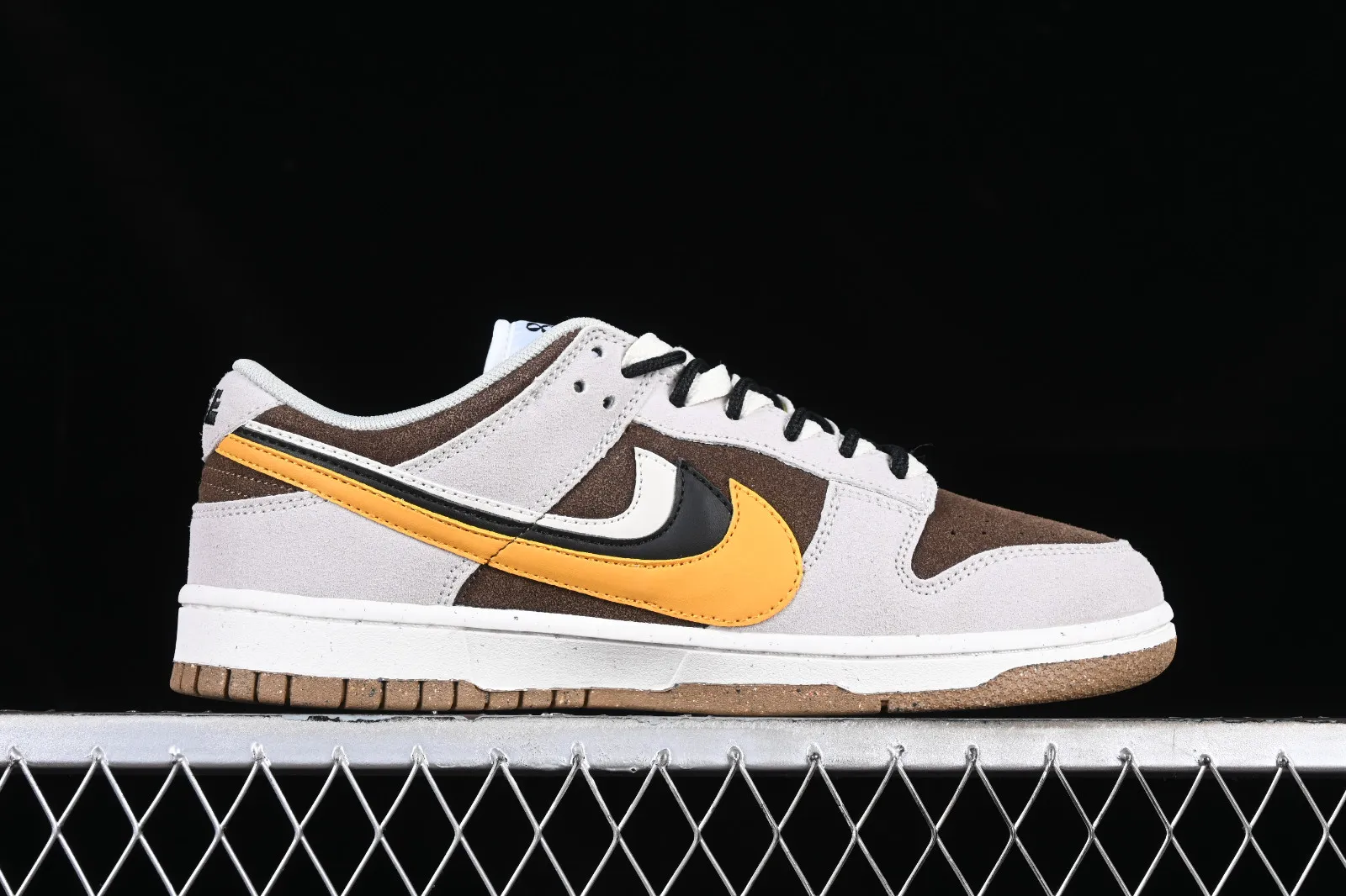 Nike SB Dunk Low Brown Yellow Grey DO9457-104