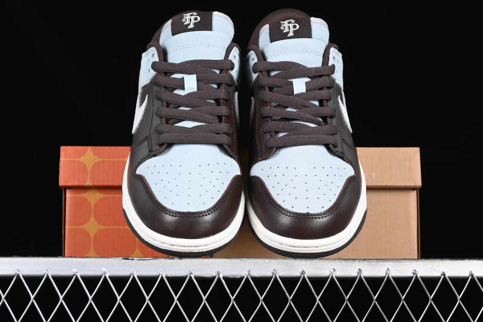 Nike SB Dunk Low Dark Brown Blue White 312221-992