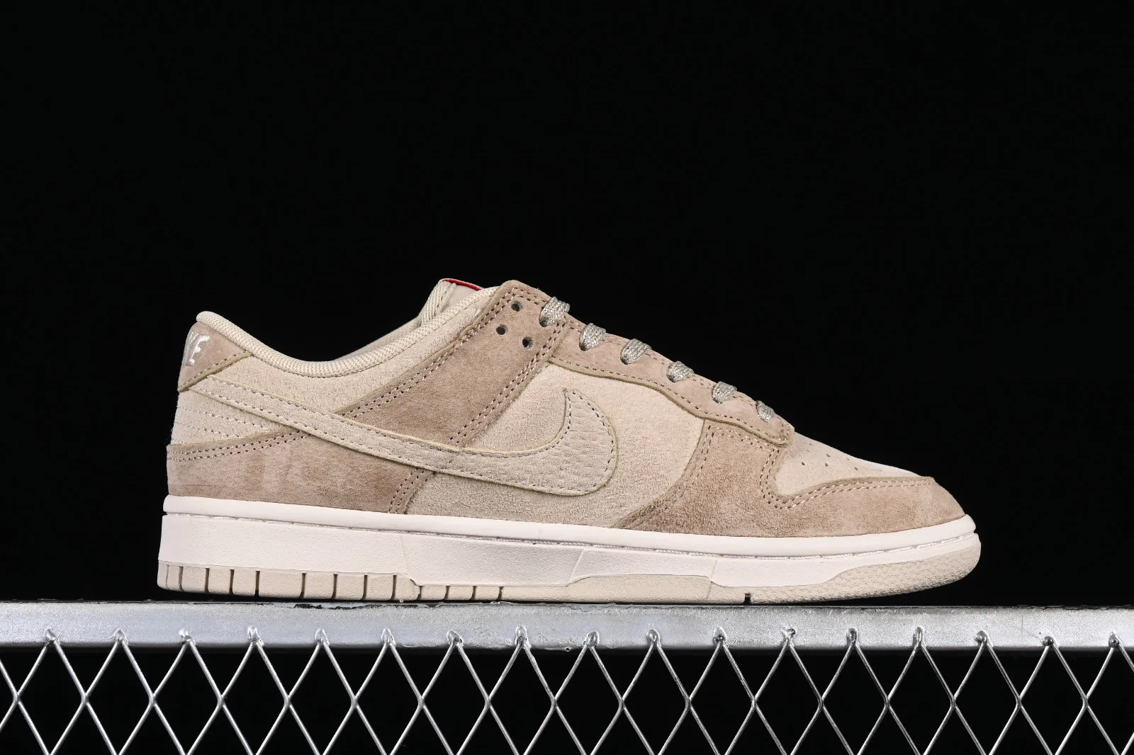 Nike SB Dunk Low Grey Brown DD1391-115