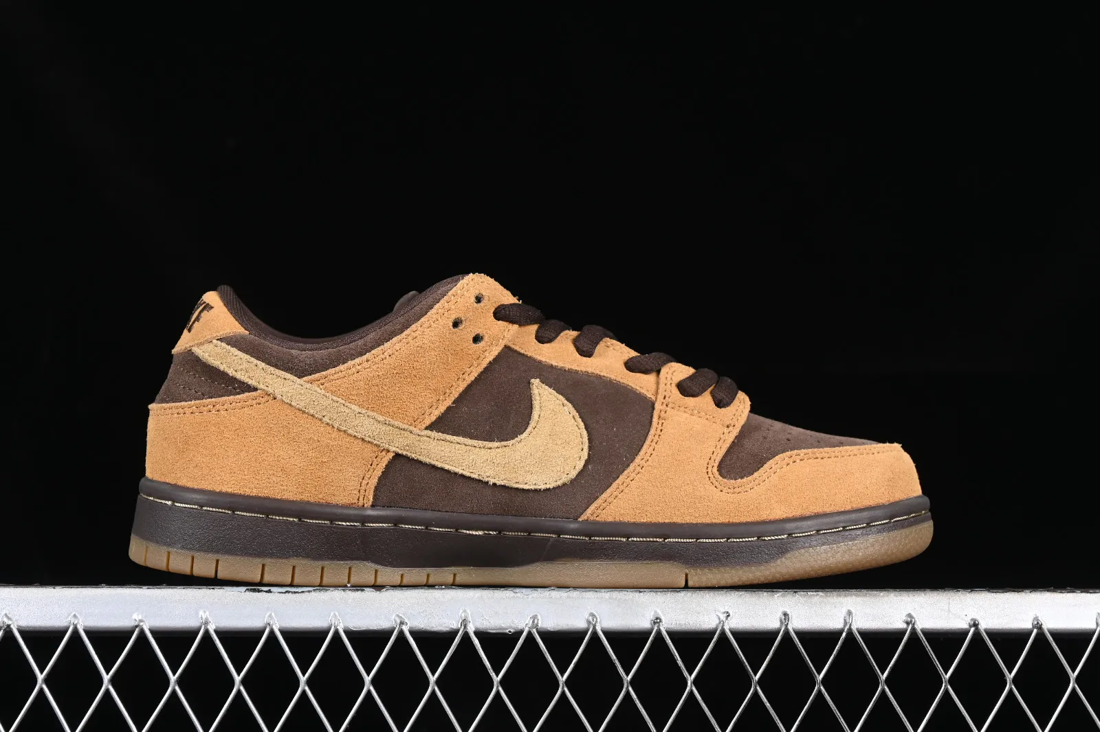 Nike SB Dunk Low Pro Baroque Brown Pack Hay Maple 304292-221