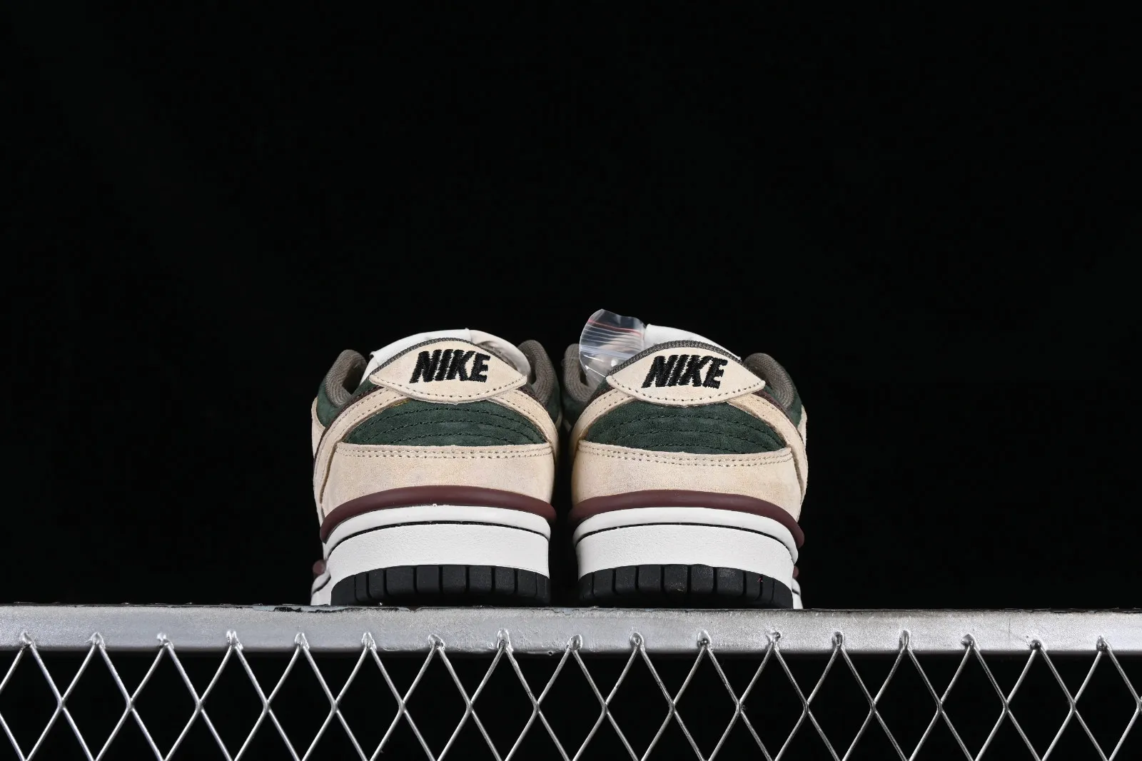 Otomo Katsuhiro x Nike SB Dunk Low Green Brown DZ2794-866