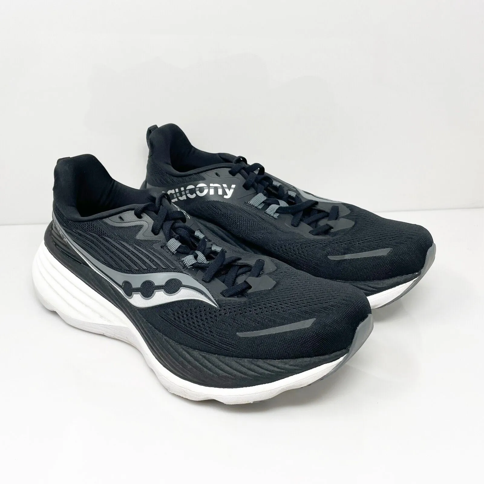 Saucony Mens Hurricane 24 S20933-100 Black Running Shoes Sneakers Size 10.5