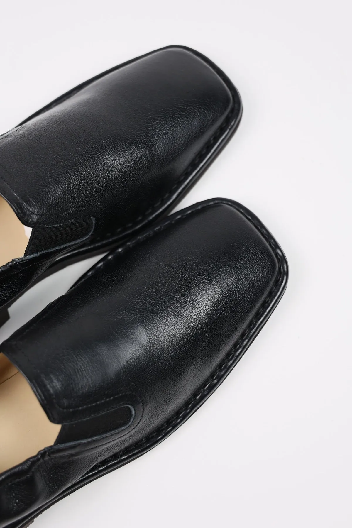 Soft Loafers - Black